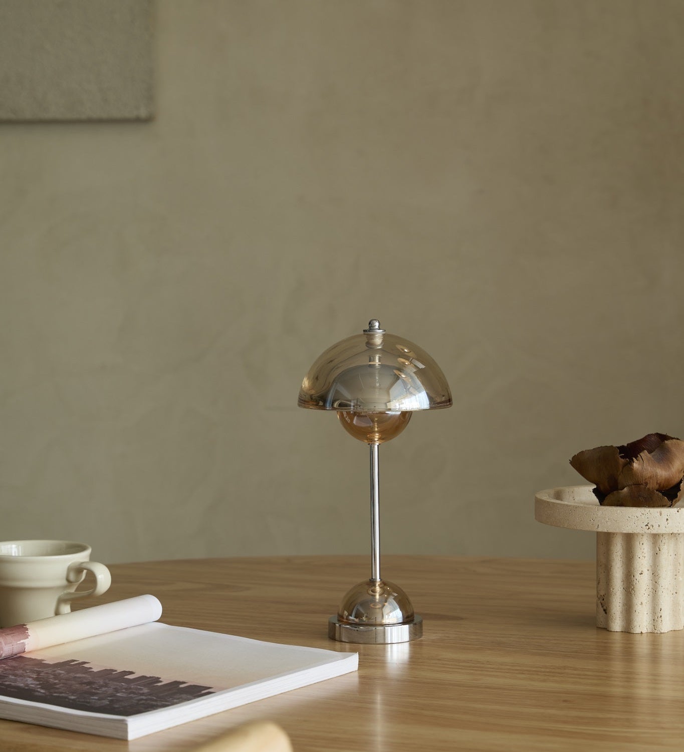 huga-collective-crystal-flowport-lamp-amber-on-table