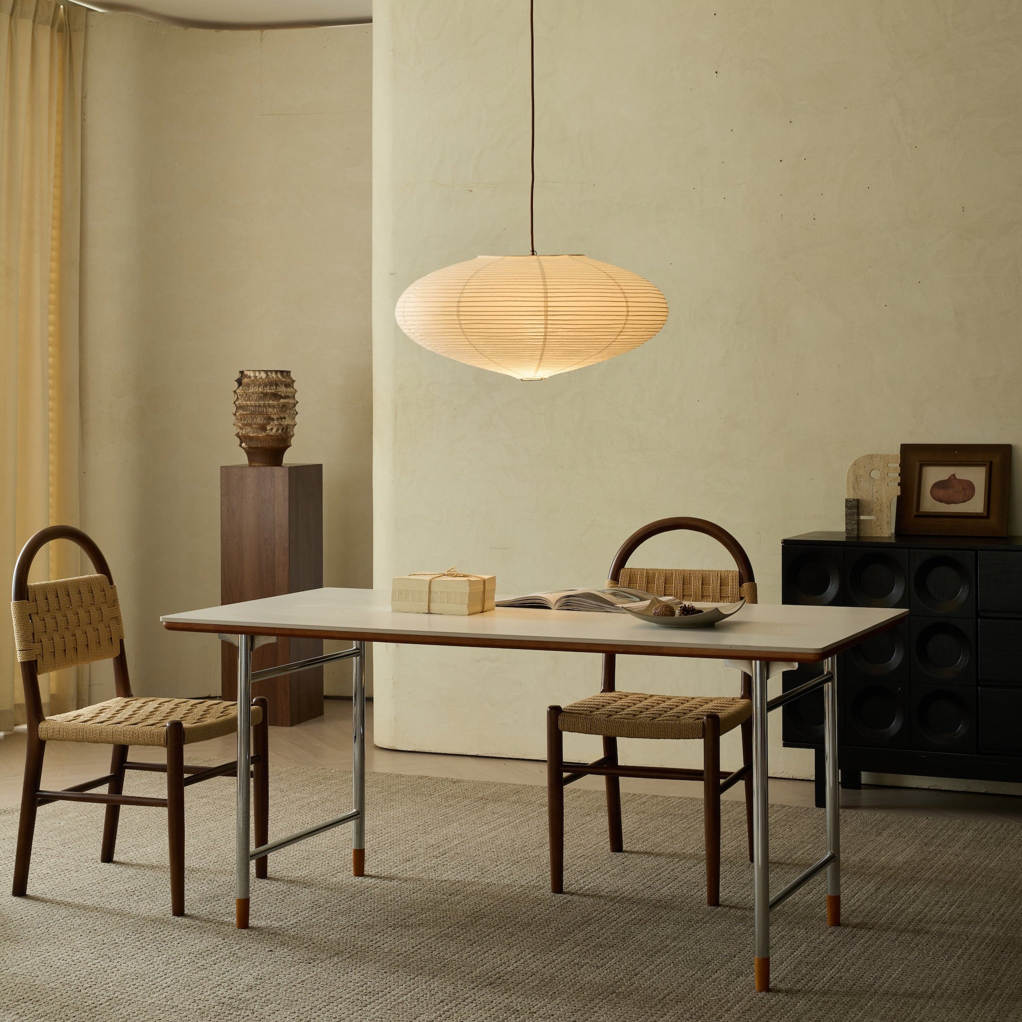 HUGA-COLLECTIVE-ELLIPSE-WASHI-PAPER-CEILING-LAMP-LIFESTYLE-DINNING-ROOM-1-2048