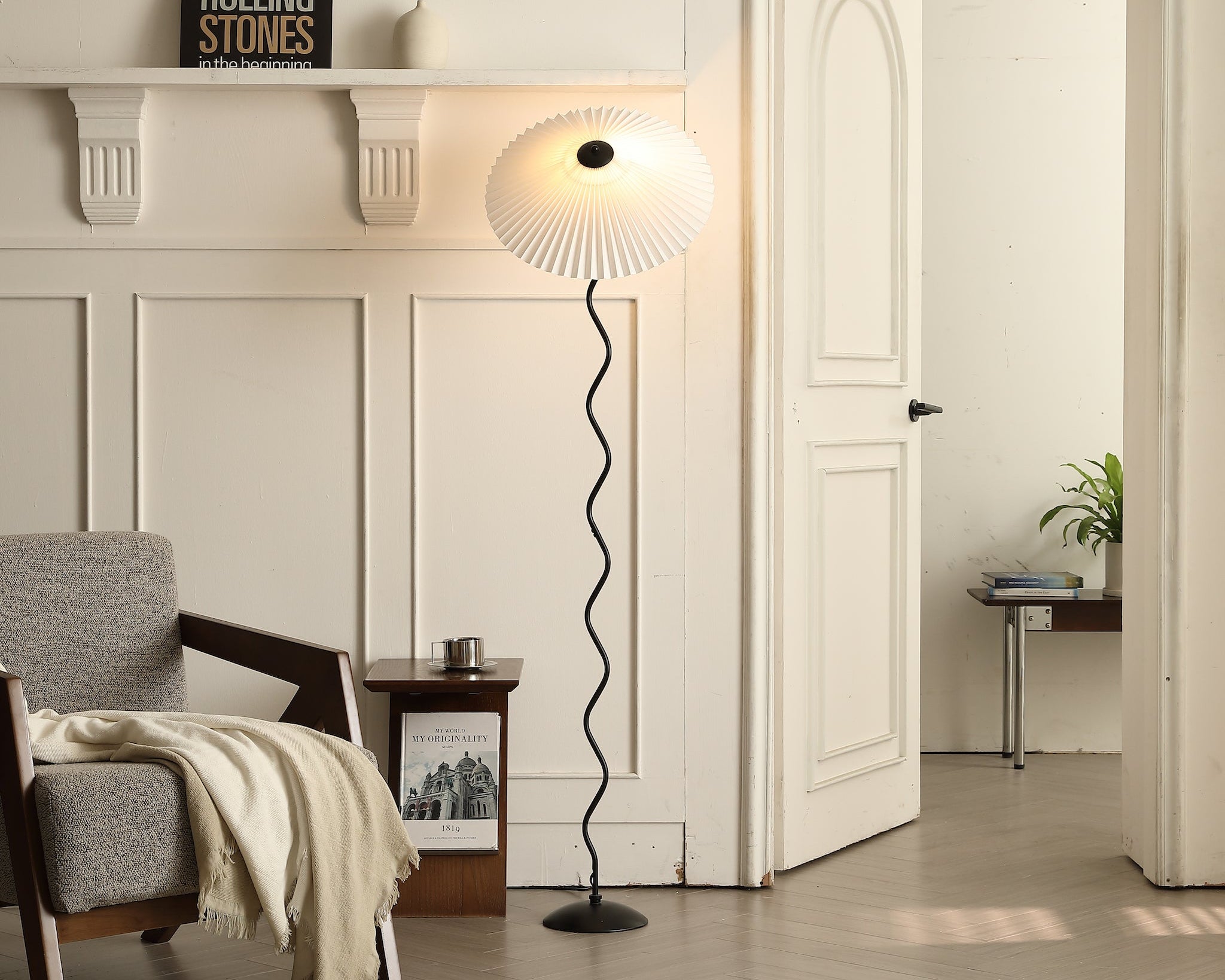 Huga_Collective-Kyoto_Floor_Lamp-Lifestyle-Living_room