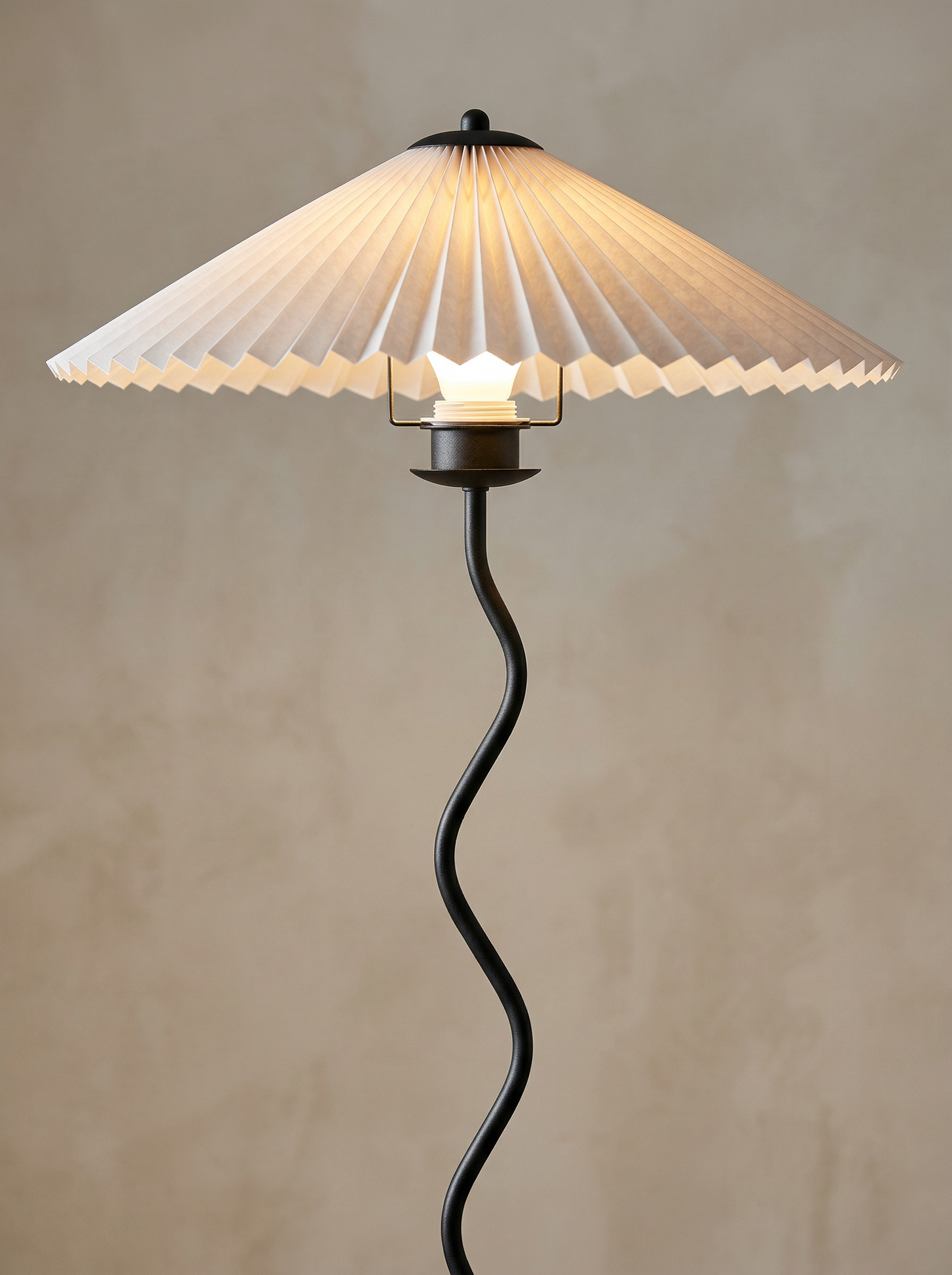 Kyoto floor lamp - pleated lampshade and squiggly pole
